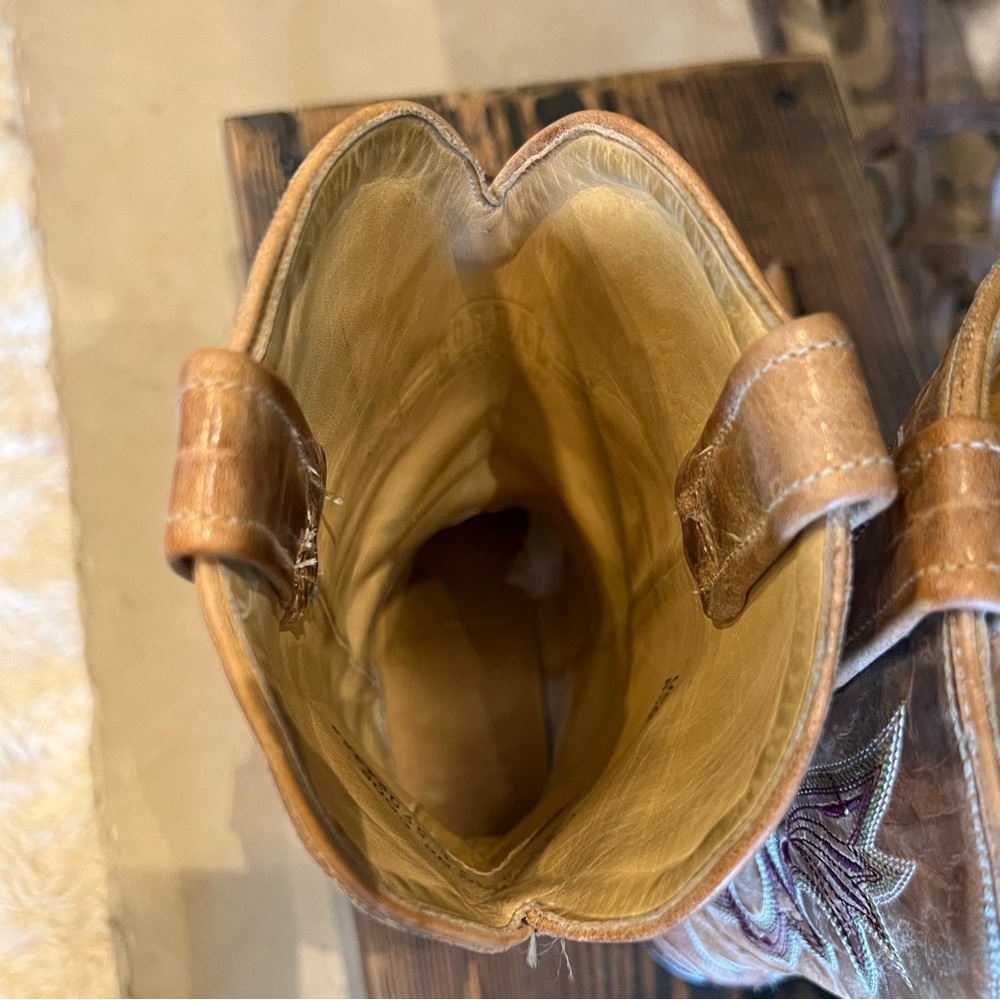 RARE Vintage Corral  Eagle Cognac Tan Burgundy/olive detail Cowboy Boots 8.5M - Picture 13 of 15